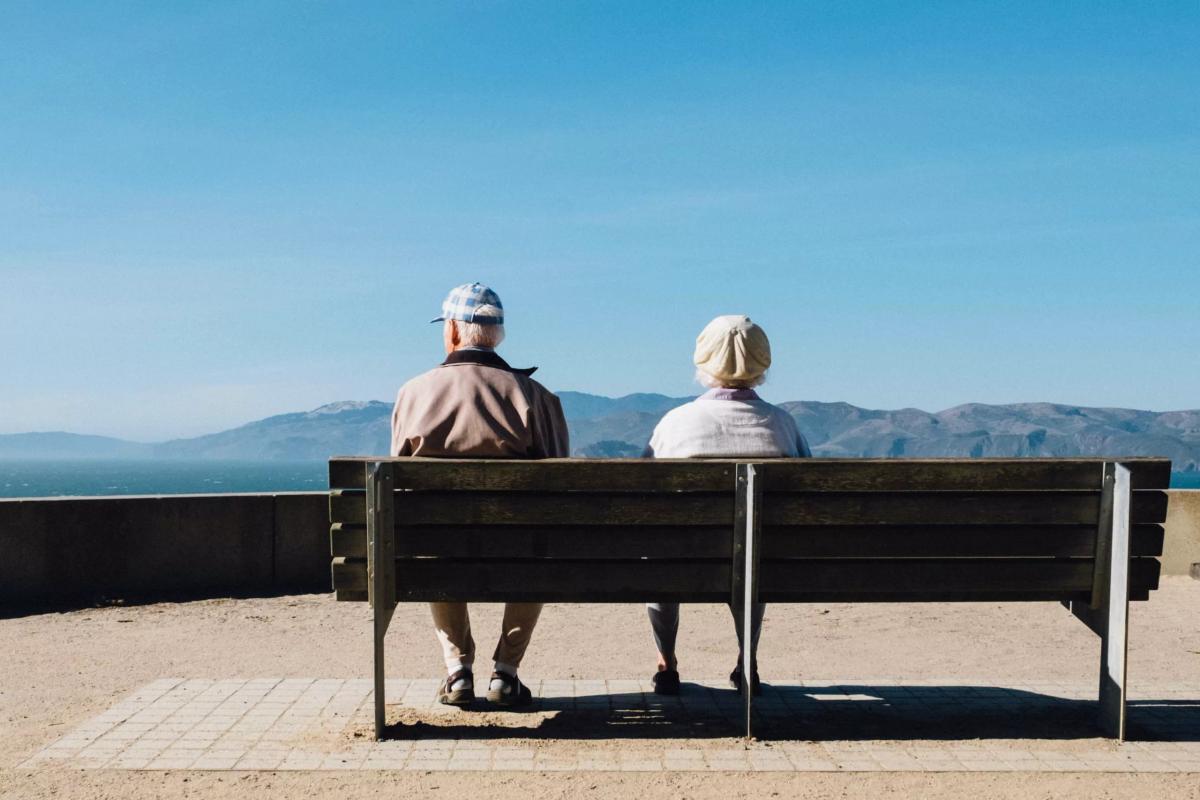 Dinner with Strangers: Unexpected Benefits